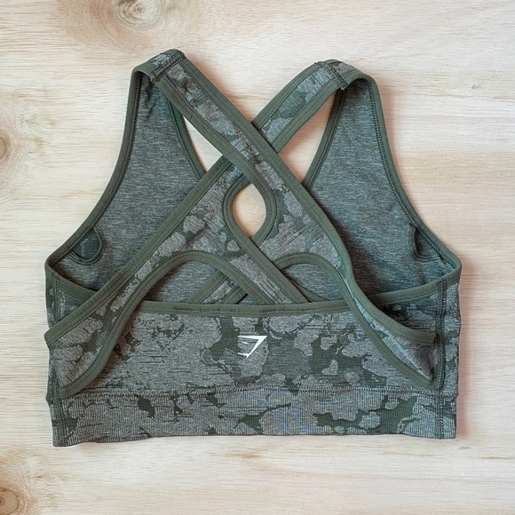 Gymshark Camo Sports Bra - Picture 4 of 12